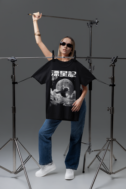 Floating Things tee